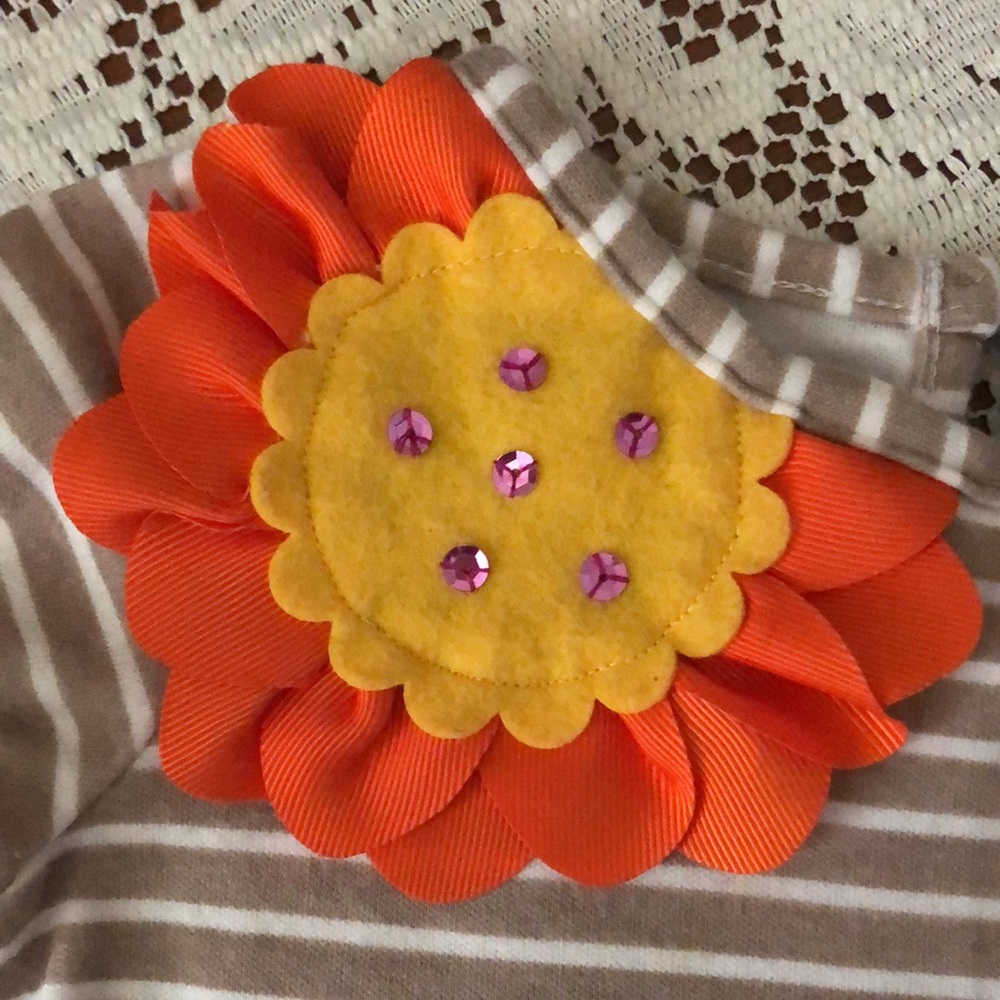 Rare Too - adorable shirt 12mos